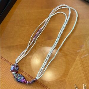 Elegant Pearl and Purple Beaded Necklace